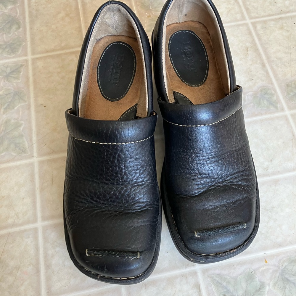 Born Black Leather clogs pebbled wedge heel size 8.5‎ EU 40